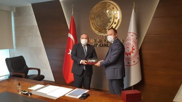 В Анкаре состоялась встреча руководства ГП "Заря" - "Машпроект" с Министром энергетики и природных ресурсов Турции