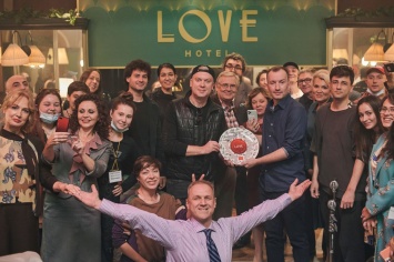 Сергей Светлаков в День всех влюбленных откроет двери отеля Love