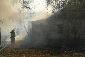 На Харьковщине пожары за сутки уничтожили 30 гектар урожая и 86 гектар полей, - ФОТО