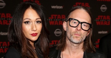 Лидер группы Radiohead Том Йорк женился на итальянской актрисе Даяне Рончоне