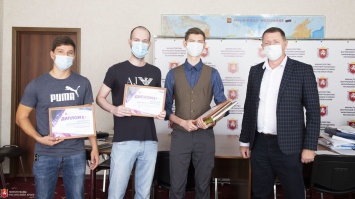 Михаил Афанасьев наградил победителей регионального этапа Всероссийского конкурса профмастерства