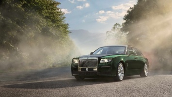 Новый уровень роскоши: Rolls-Royce показал длиннобразую версию Ghost