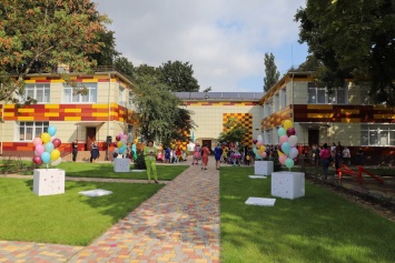 Мэр Одессы открыл обновленный детский сад на Слободке. Фото