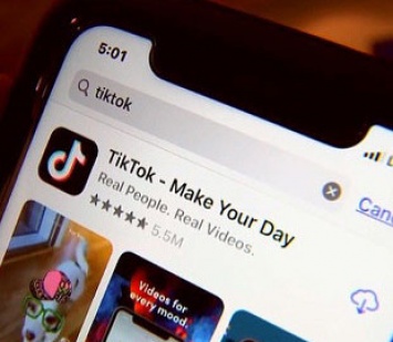 Популярные каналы в TikTok рекламируют приложения, выманивающие деньги
