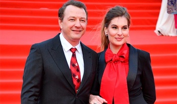 Марат Башаров признался, что живет с бывшей женой Елизаветой Шевырковой