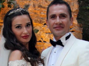 Молодая жена экс-футболиста сборной Турции не пожалела для киллера более миллиона долларов за убийство супруга (ФОТО)