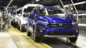 Groupe Renault выпустила новые Logan и Sandero