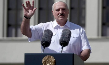 Великобритания и Канада ввели санкции против Лукашенко и его сына
