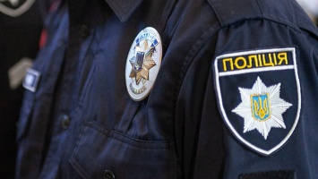 В Никополе отметили сотрудников полиции, которые задержали подозреваемых в двойном убийстве