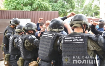 Одесские правоохранители в преддверии выборов провели тактико-специальные учения