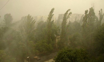 Донецкую область накрыла пыльная буря