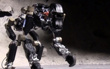 В Германии модифицировали робота-обезьяну (видео)