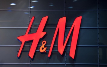 Шпионаж за сотрудниками: бренд H&M оштрафовали на рекордную сумму