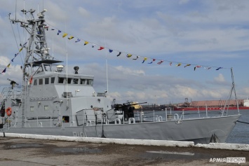 В порту Южный торжественно открыли причал, где будут базироваться патрульные катера типа «Айленд» (ФОТО)