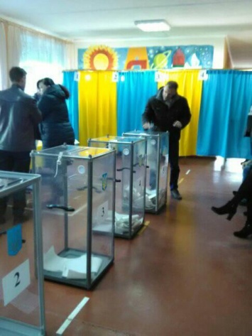 Победителей местных выборов, в Павлограде, можно увидеть задолго до финиша