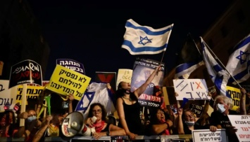 В Израиле из-за закона, ограничивающего протесты, подал в отставку министр туризма
