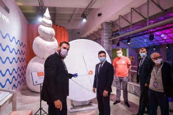 Зеленский принял участие в открытии интерактивного Музея науки