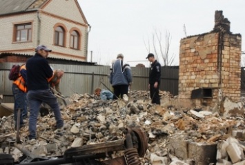 На пожарах в Луганской области погибли 11 человек - найдены тела четырех пропавших женщин [фото]