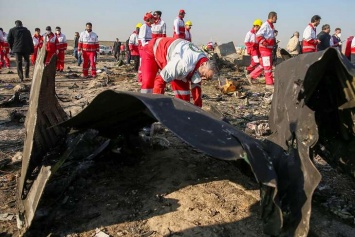 Авиакатастрофа МАУ: Канада проведет собственное расследование