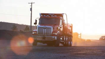 Daimler AG представил новую линейку грузовиков Western Star 49X