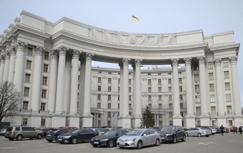 В Украине планируют провести Крымский саммит