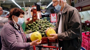 Ни на одном продуктовом рынке Запорожской области карантин не соблюдают