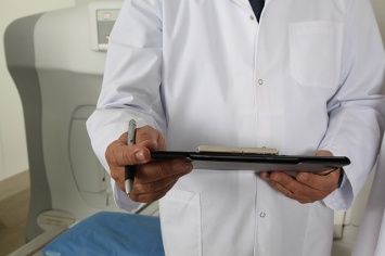 В Крыму частные клиники завышают цены на компьютерную томографию