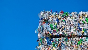 В Канаде разработали план отказа от одноразовых пластиковых изделий