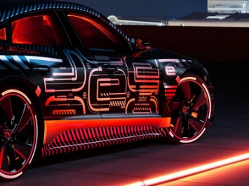 Audi показала предсерийный прототип мощного E-Tron GT