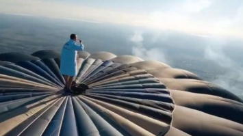 С кофе на вершине воздушного шара: видео украинца покорило Интернет