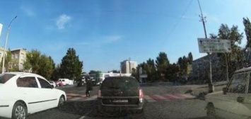 Мелитопольские водители ездят как хотят (ВИДЕО)