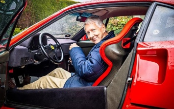 В США 80-летний пенсионер ездит на Ferrari F40