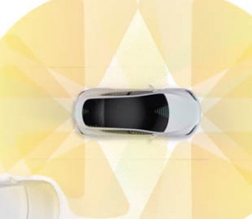 Tesla начала осторожно активировать полный автопилот на своих электрокарах