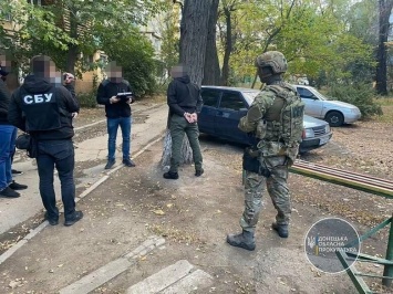Появились подробности задержания вымогателя в Мариуполе, - ФОТО