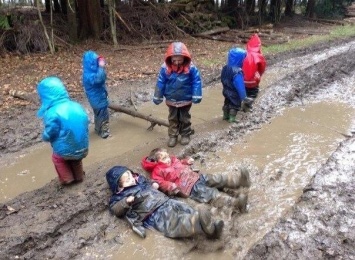 Пусть дети играют в грязи: шокирующее открытие ученых