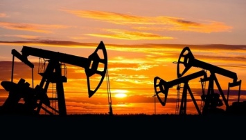 Нефть дешевеет из-за снижения спроса и новой волны пандемии COVID-19