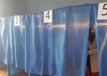 В Ивано-Франковской области женщина отметилась странной выходкой - хотела проголосовать за всю семью