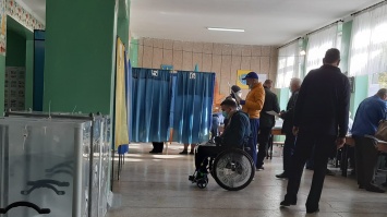 В Кривом Роге некоторые избирательные участки оказались неприспособленными для людей с ограниченными возможностями