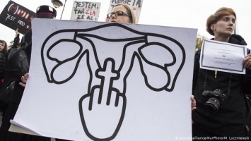 Комментарий: Ужесточение закона об абортах - большая ошибка любой власти