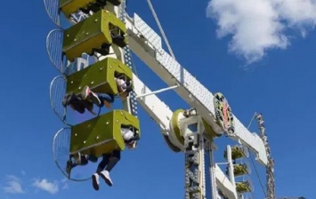 Австралийка упала с 30-метровой высоты на экстремальном аттракционе