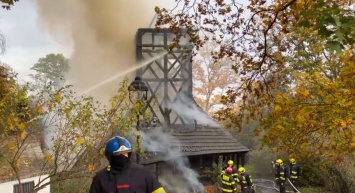 В Праге почти сгорела церковь, привезенная из Украины сотню лет назад