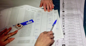 В поселке под Мариуполем бесследно исчезли списки избирателей