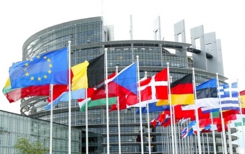 В Европарламенте призвали Украину восстановить функции НАПК