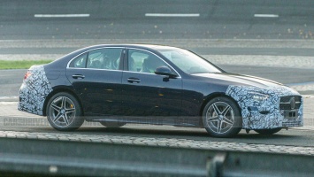 Новый Mercedes-Benz C-класса: появились фото почти без камуфляжа
