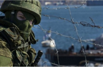"А вы в тазиках купайтесь": оккупанты провели воду на новую военную базу в Крыму