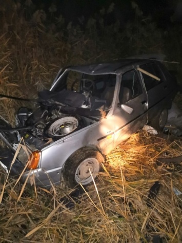 Ночью легковой автомобиль рухнул в Северо-Крымский канал: есть жертвы
