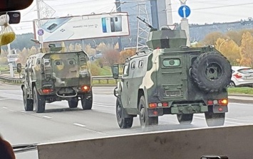 В Минске заметили вездеходы с пулеметами