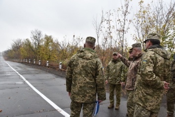 Хомчак совершил поездку в зону ООС