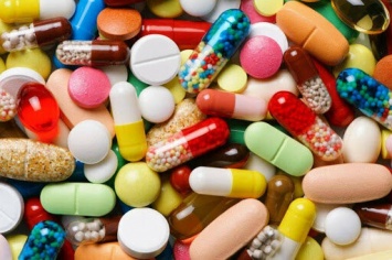 Крым и Севастополь получат почти 90 млн рублей на бесплатные лекарства для "ковидных" больных