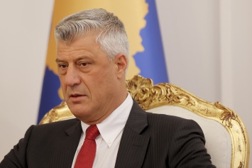 Президент Косова ушел в отставку после обвинений в преступлениях